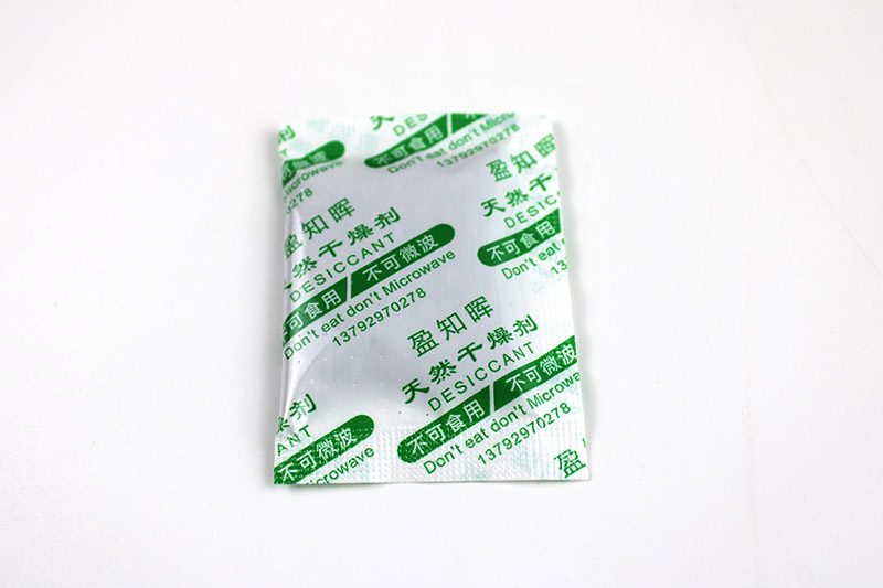 兒童誤食食品干燥劑，怎么辦？
